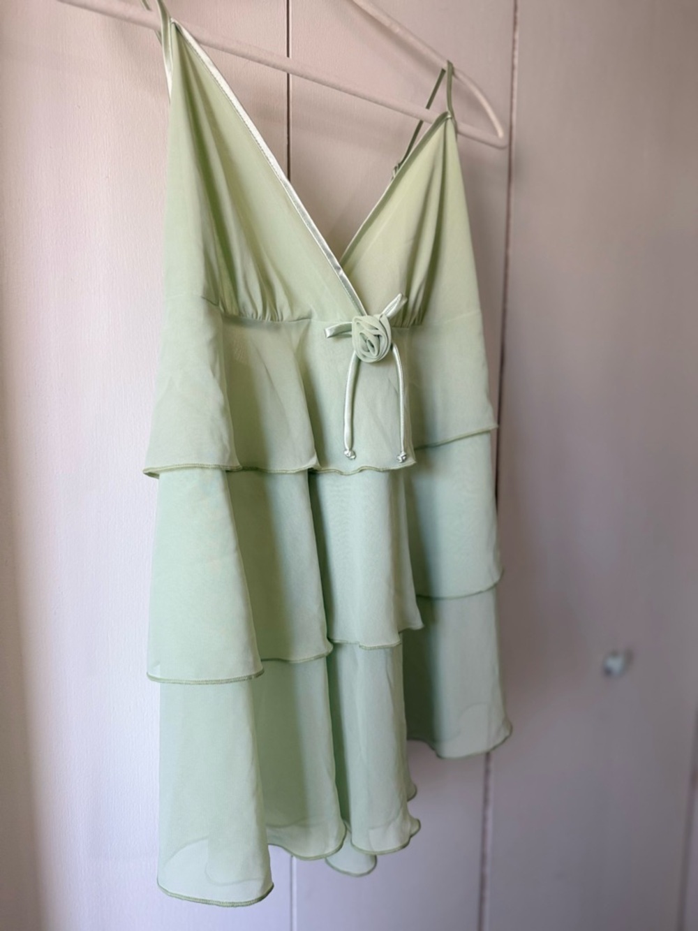 Y2K fairycore Tiered Ruffle V-Neck Babydoll Cami Top - Light sage Green L - Picture 10 of 16
